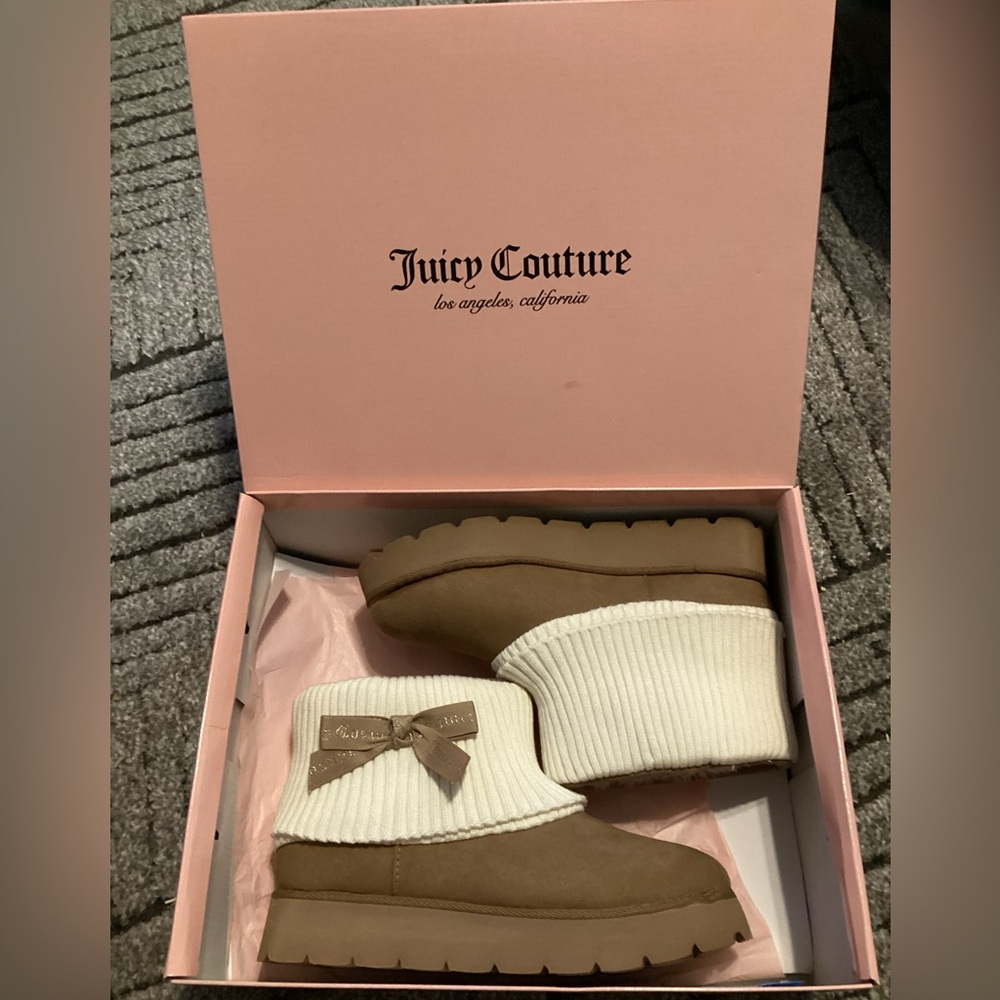 Juicy Couture Tan and White Knit Cuff Boots